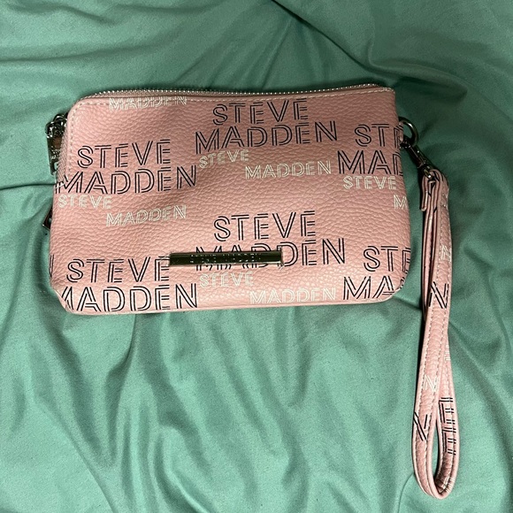 Never worn. - Picture 2 of 4